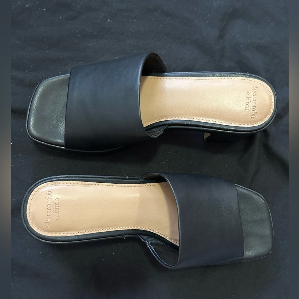 Abercrombie & Fitch Retro Mules